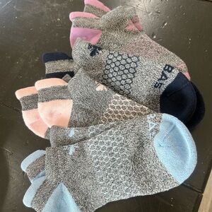 4 pair of Bombas women’s socks.. new